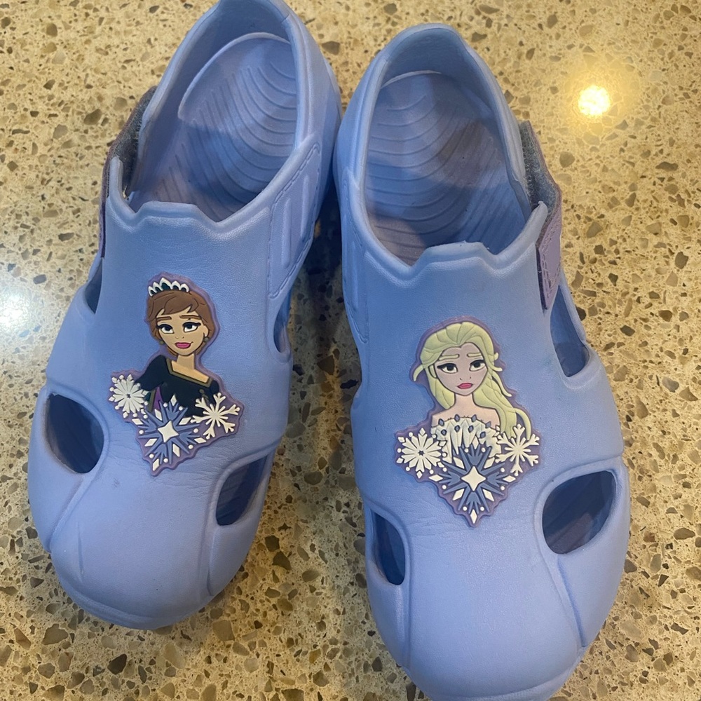 Disney Frozen sandals w/velcro - girls size 11/12